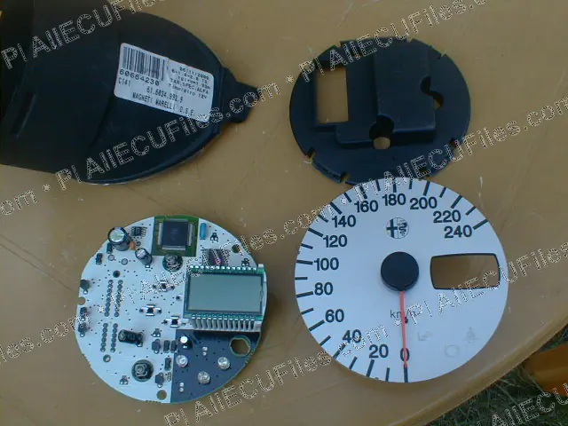 Watermarked preview of Alfa Romeo Dash Reference
