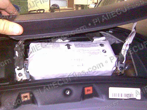 Watermarked preview of BMW 08e32ed4dbb530d0cf4222a95e043d76 Reference