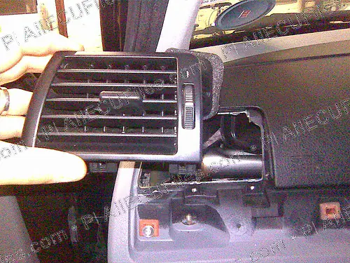 Watermarked preview of BMW 3bfd8122c7b88f32e34248a336e468eb Reference