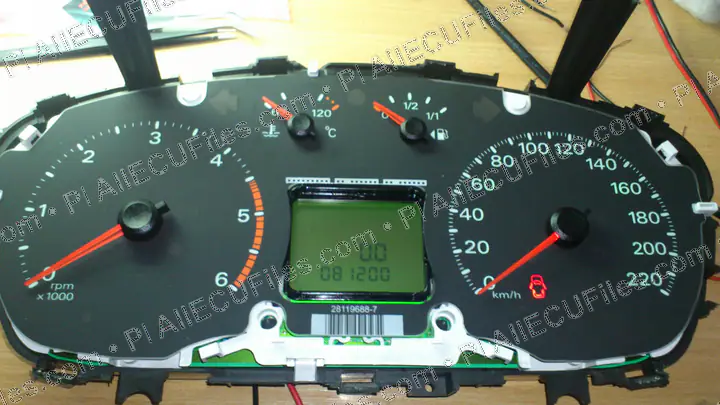 Watermarked preview of Ford Dsc 2423 Reference