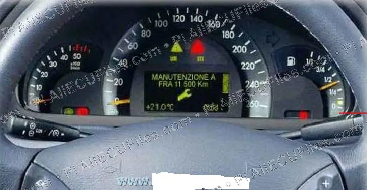 Watermarked preview of Mercedes-Benz Cclasw20320001 Reference